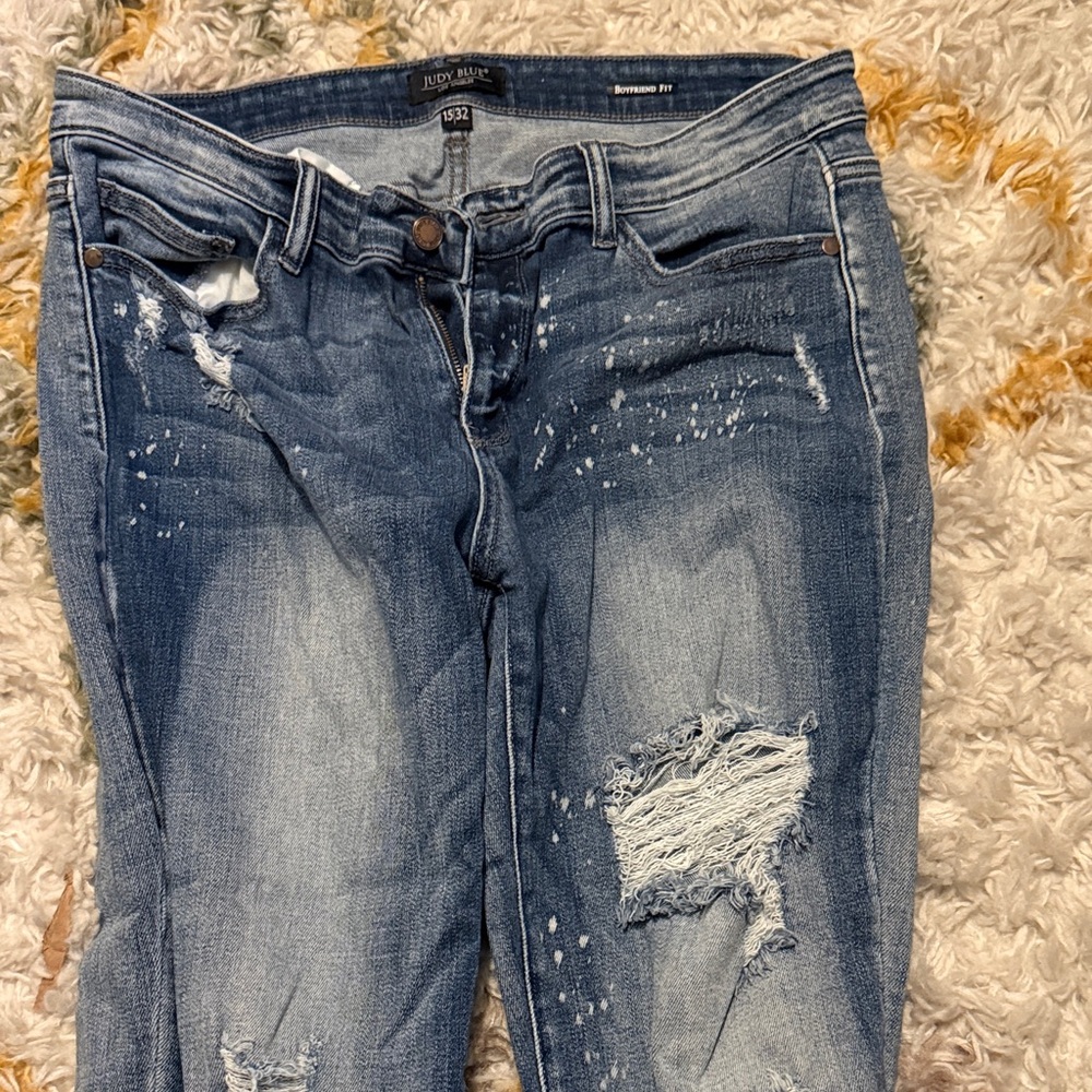 Judy Blue Women's Boyfriend Jeans in Distressed Blue